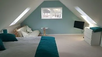 Number Forty One Bed & Breakfast Hillingdon United Kingdom