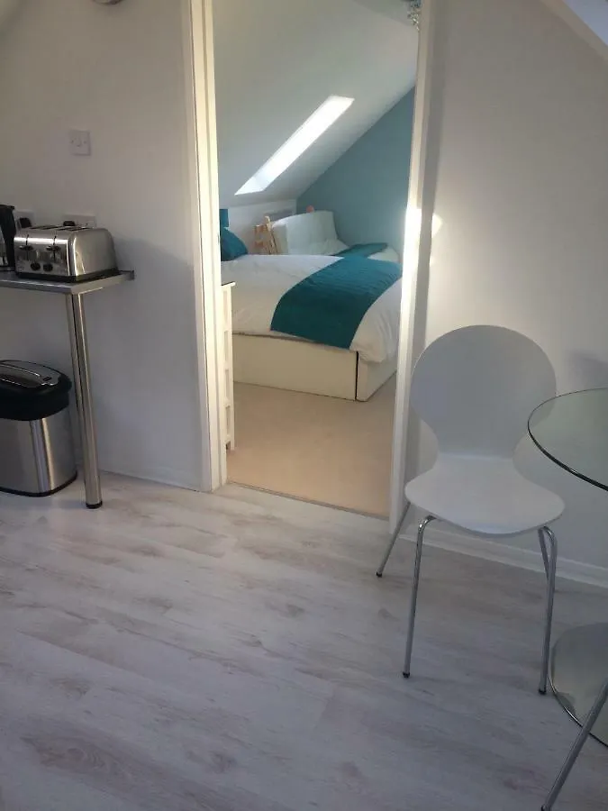 Number Forty One Bed & Breakfast Hillingdon
